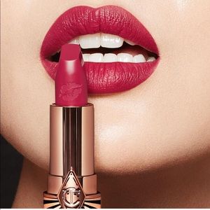 Charlotte Tilbury NIB Matte lipstick Amazing Amal